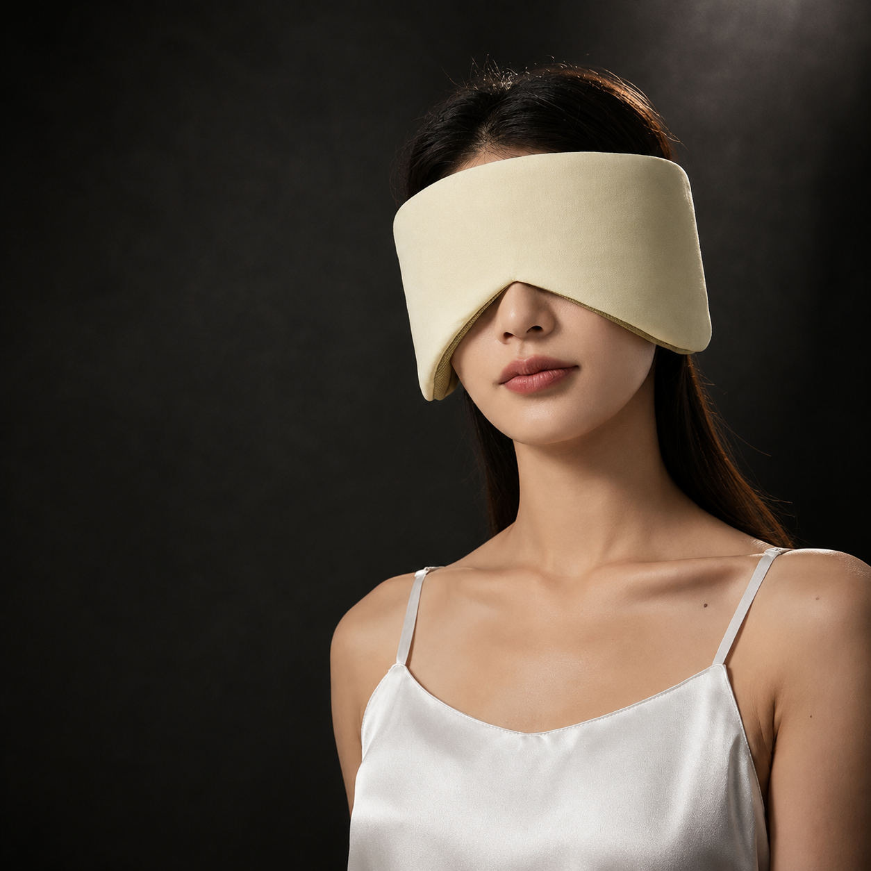 Antifaz para Dormir de Seda Helada — Bloqueo Total de Luz